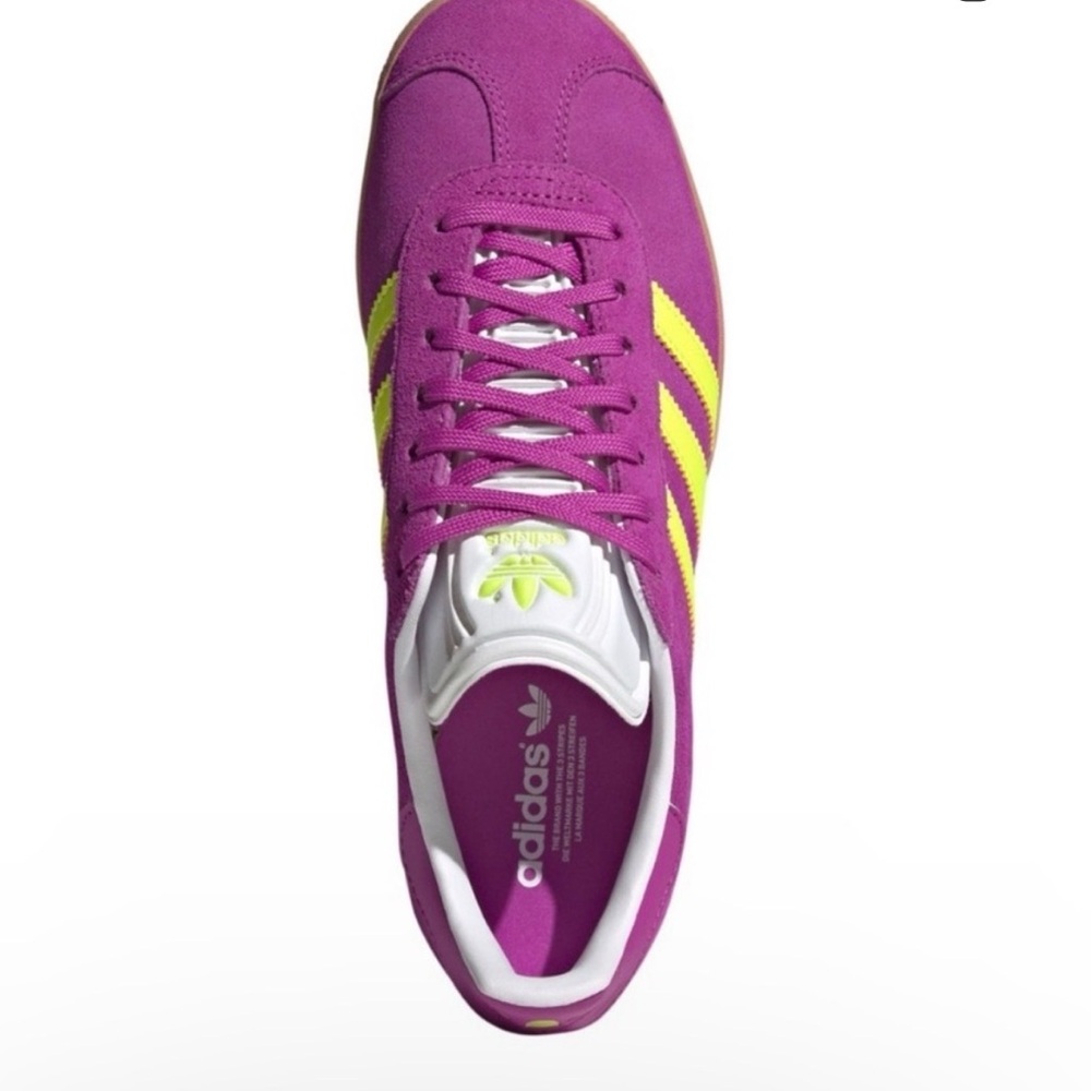 Adidas Gazelle in purple burst/solar yellow Sneakers